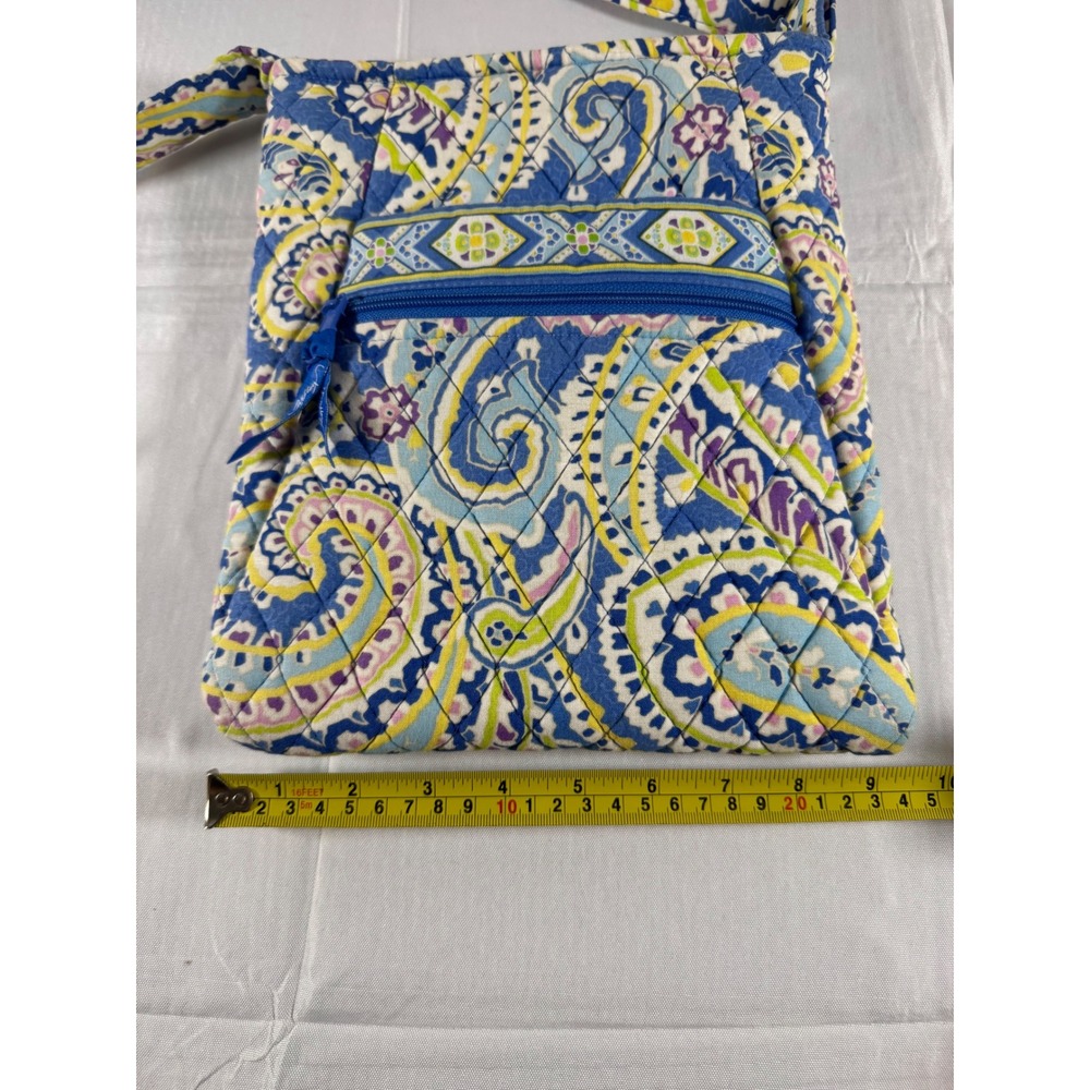 Retired Vera Bradley Hipster crossbody "Capri Blue" quilted paisley pattern - Picture 6 of 6